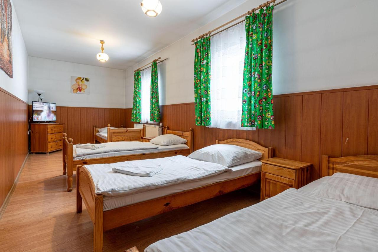 Pensjonat Beskidzki Bielsko-Biala Exterior photo